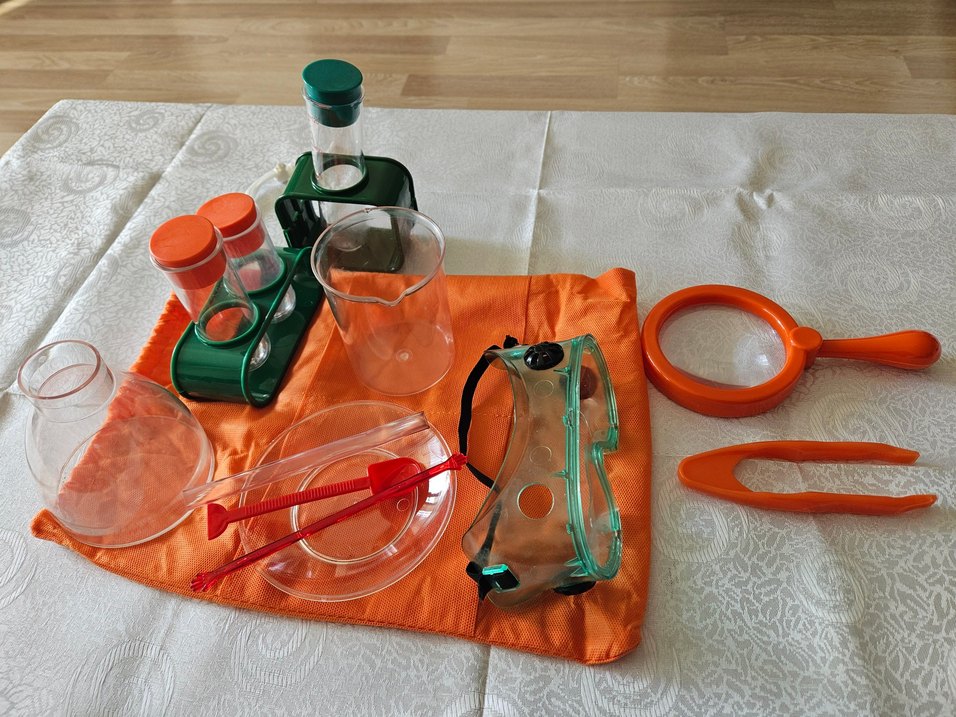 Turuncu Bilim Deney Seti ve Güvenlik Gözlüğü - Görsel 2