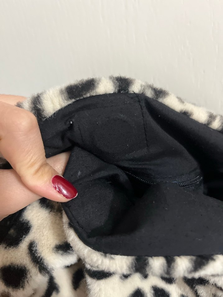 Zebra Desenli Kadın Peluş Çanta - Görsel 5