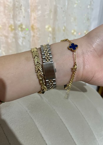 Parlak Altın Taşlı  Modern  kadın Saati - Görsel 9