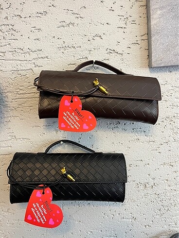 Bottega Veneta Andiamo Clutch