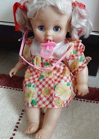 Pembe Emzikli ve Kalp Gözlüklü Bebek Oyuncak - Görsel 2