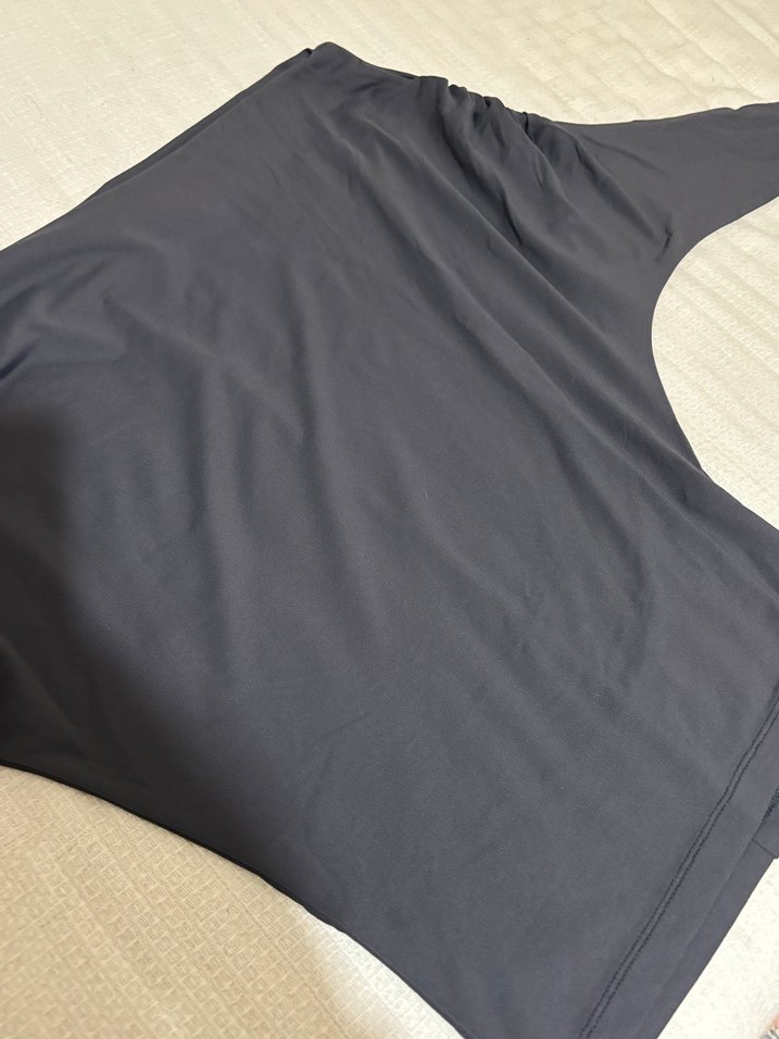 Gri Drapeli Yakası Bol Kesim Bluz - Görsel 2