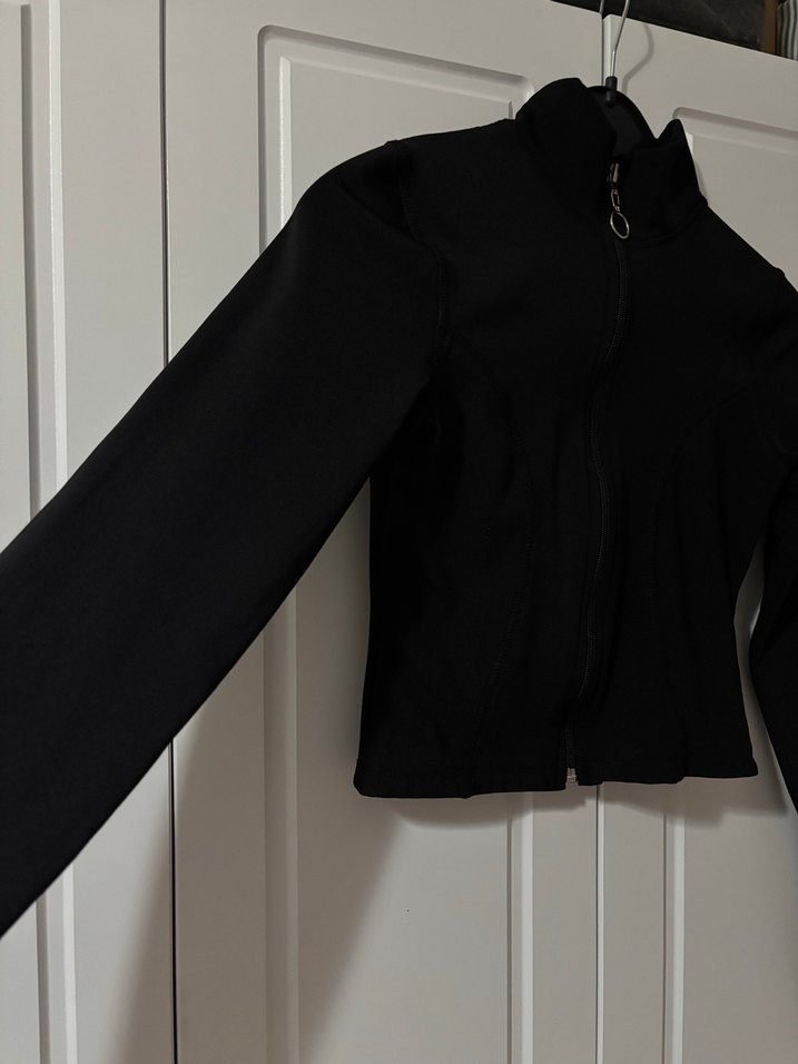 Uzun Kollu Siyah Fermuarlı Kadın Ceket - Görsel 2