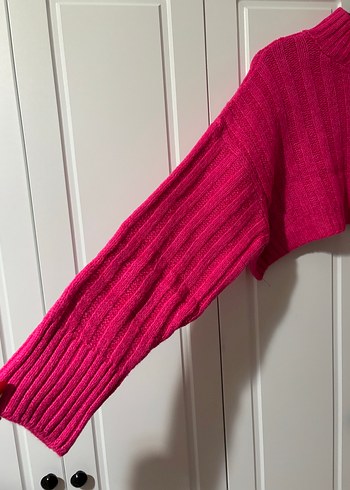 Pembe Yüksek Yakalı Örgü Crop Kazak - Görsel 3