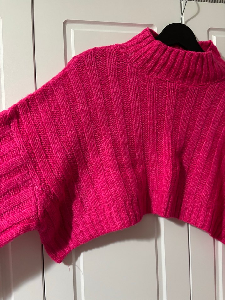 Pembe Yüksek Yakalı Örgü Crop Kazak - Görsel 2