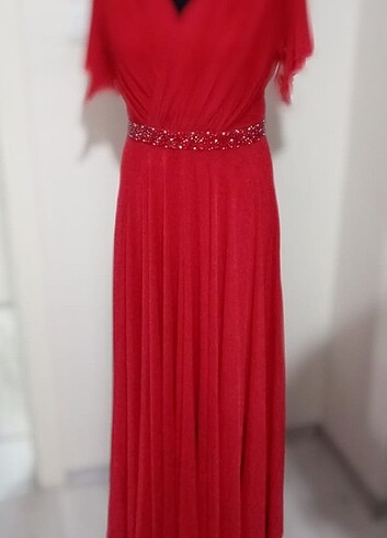 Kirmızı abiye