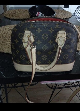 Louis Vuitton Rahat kullanışlı çanta