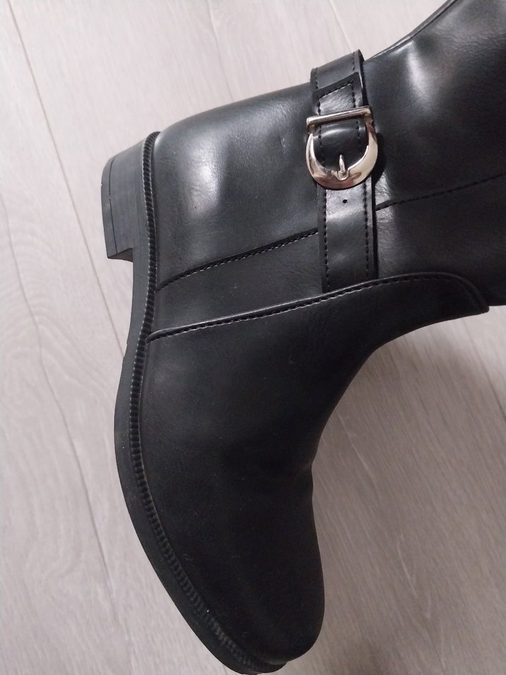 Polaris Tokalı Siyah Çizme - Görsel 4