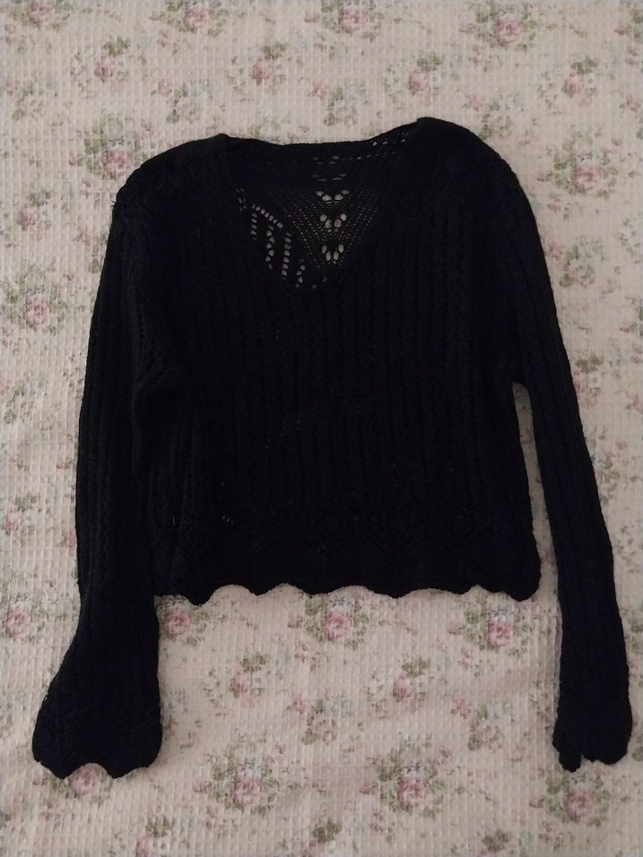 Kadın Ajurlu Siyah V Yaka Örgü Kazak - Görsel 4