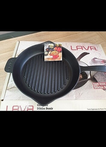 Lava 28 cm döküm tava 