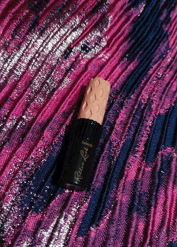 benefit maskara - Görsel 4