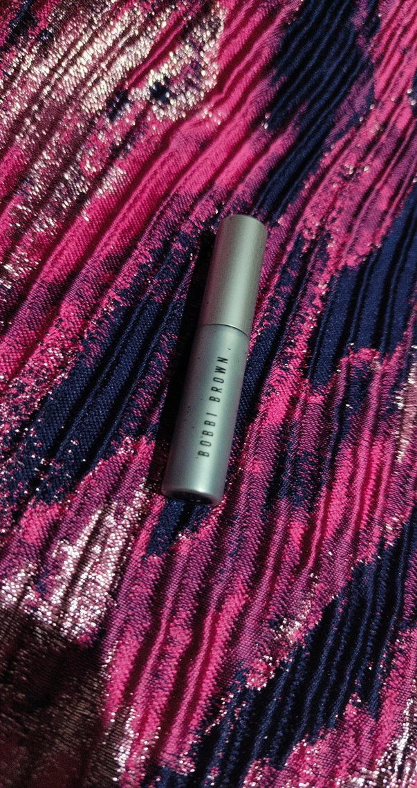 Bobbi Brown Parlak maskara - Görsel 3