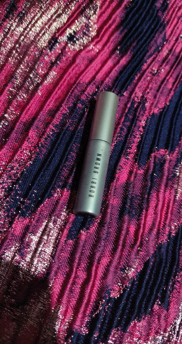 Bobbi Brown Parlak maskara - Görsel 5