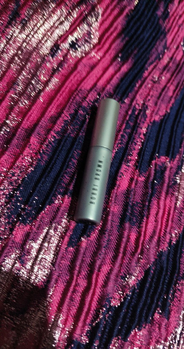 Bobbi Brown Parlak maskara - Görsel 4