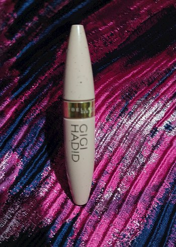 Maybelline Gigi Hadid Beyaz Maskara - Görsel 6