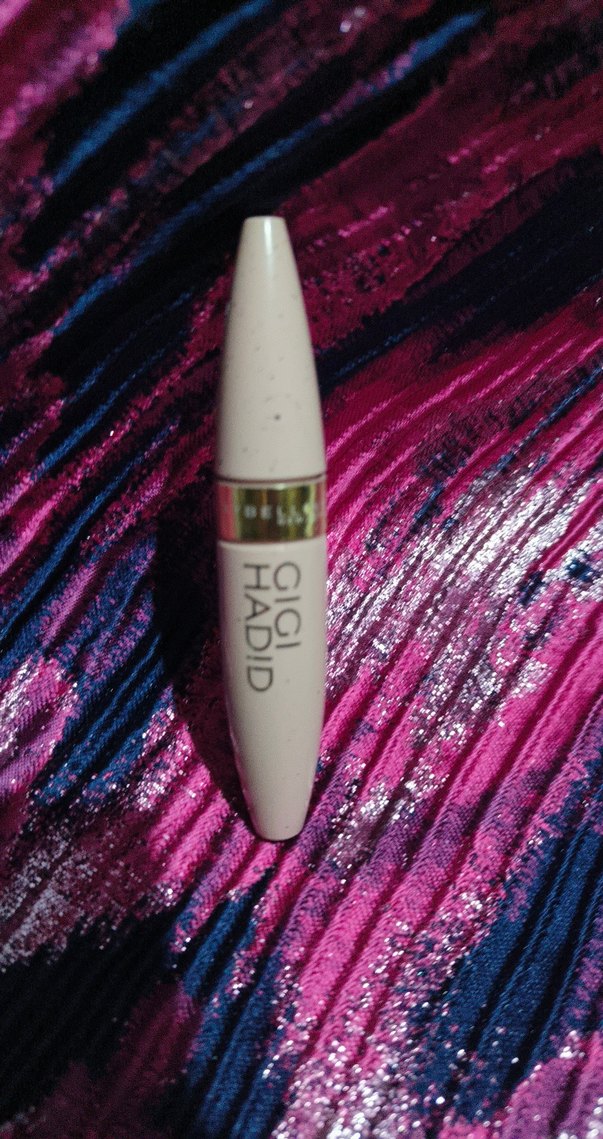 Maybelline Gigi Hadid Beyaz Maskara - Görsel 3