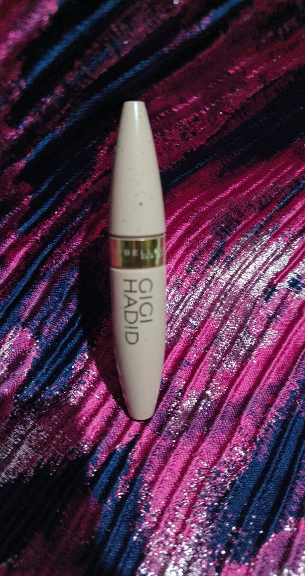 Maybelline Gigi Hadid Beyaz Maskara - Görsel 2