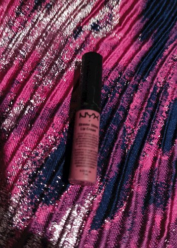 NYX Renkli Pembe Dudak Parlatıcısı - Görsel 5