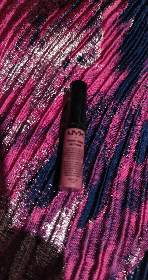 NYX Renkli Pembe Dudak Parlatıcısı - Görsel 3