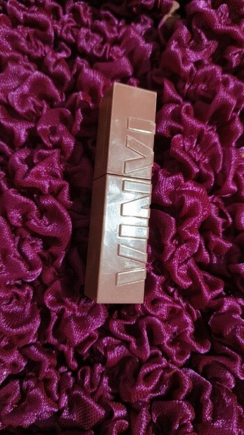 Beden kahverengi Renk Maybelline marka ruj
