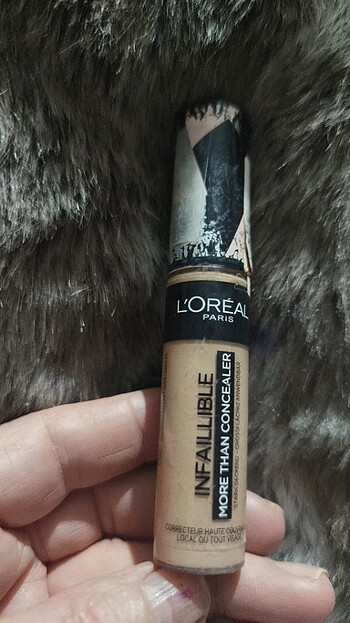 Beden L'Oreal Paris kapatıcı