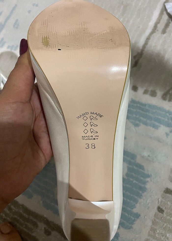 Beyaz Rugan Ayakkabı - Görsel 3