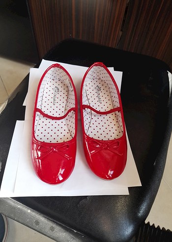 Klasik Kırmızı Puantiyeli Kız Babet - Görsel 5