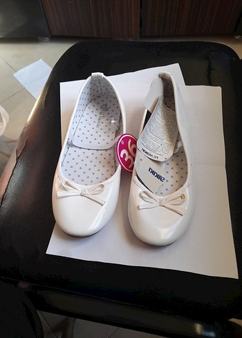 Kız Çocuk Beyaz Babet Ayakkabı - Görsel 2