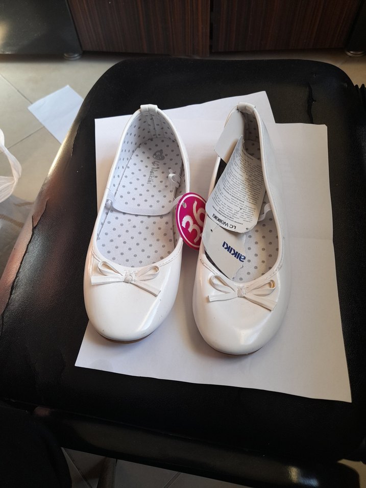 Kız Çocuk Beyaz Babet Ayakkabı - Görsel 2