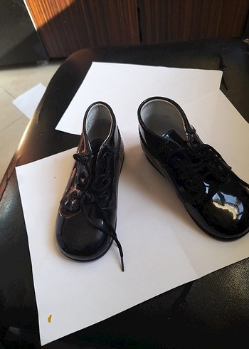 Parlak Siyah Çocuk Özel Ayakkabısı - Görsel 3