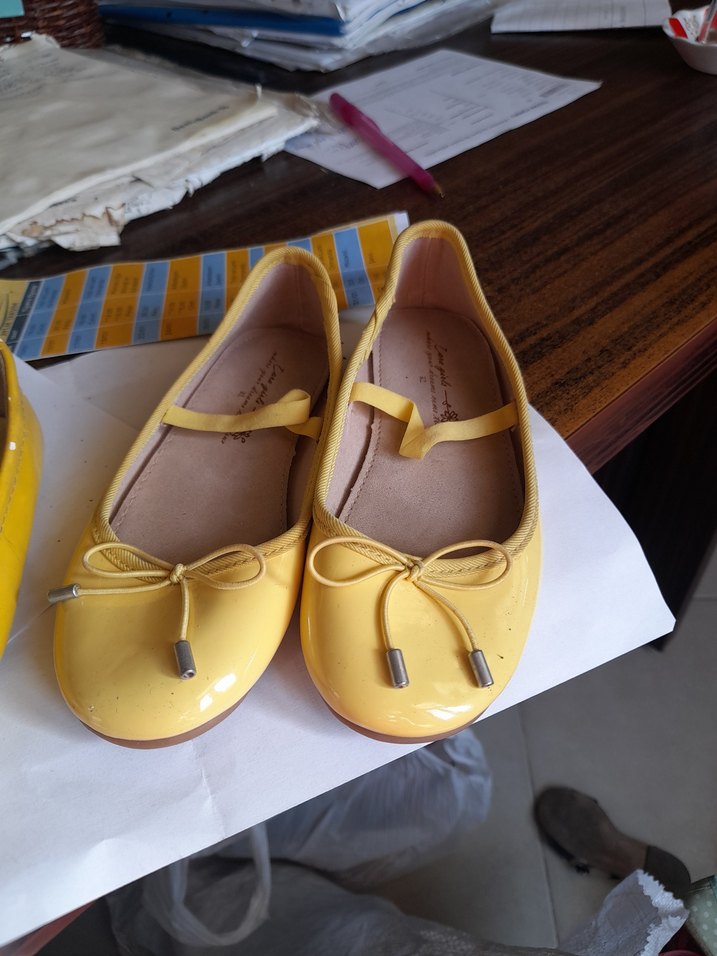 Sarı Tokalı Kız Babet Ayakkabı - Görsel 2