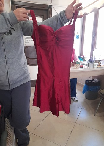 Kırmızı Straplez mayo etekli - Görsel 4