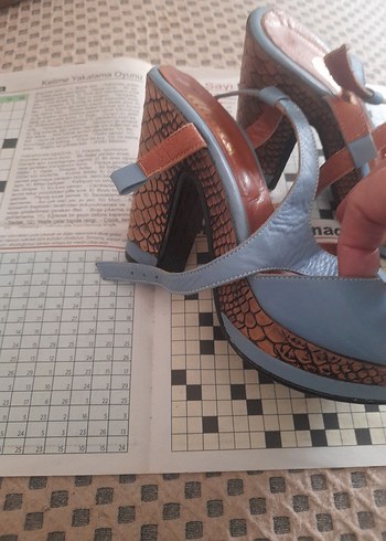 Mavi Tokalı Platform Topuklu Kadın Ayakkabı - Görsel 4