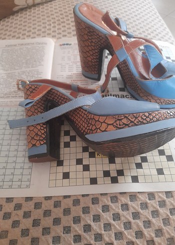 Mavi Tokalı Platform Topuklu Kadın Ayakkabı - Görsel 6