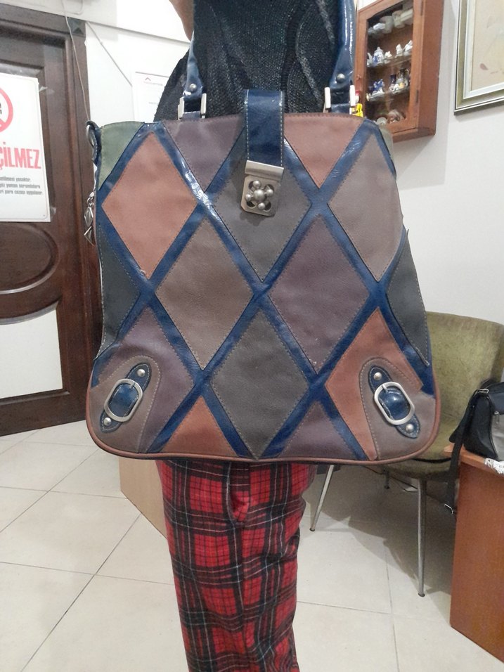 Kilitli Kahverengi Bağlamalı Deri Kadın Çanta - Görsel 2