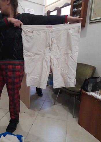 Beyaz Pamuklu Midi Kadın Pantolon - Görsel 3