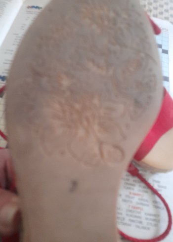 Kırmızı Süet Dolgu Topuklu Kadın Sandalet - Görsel 4