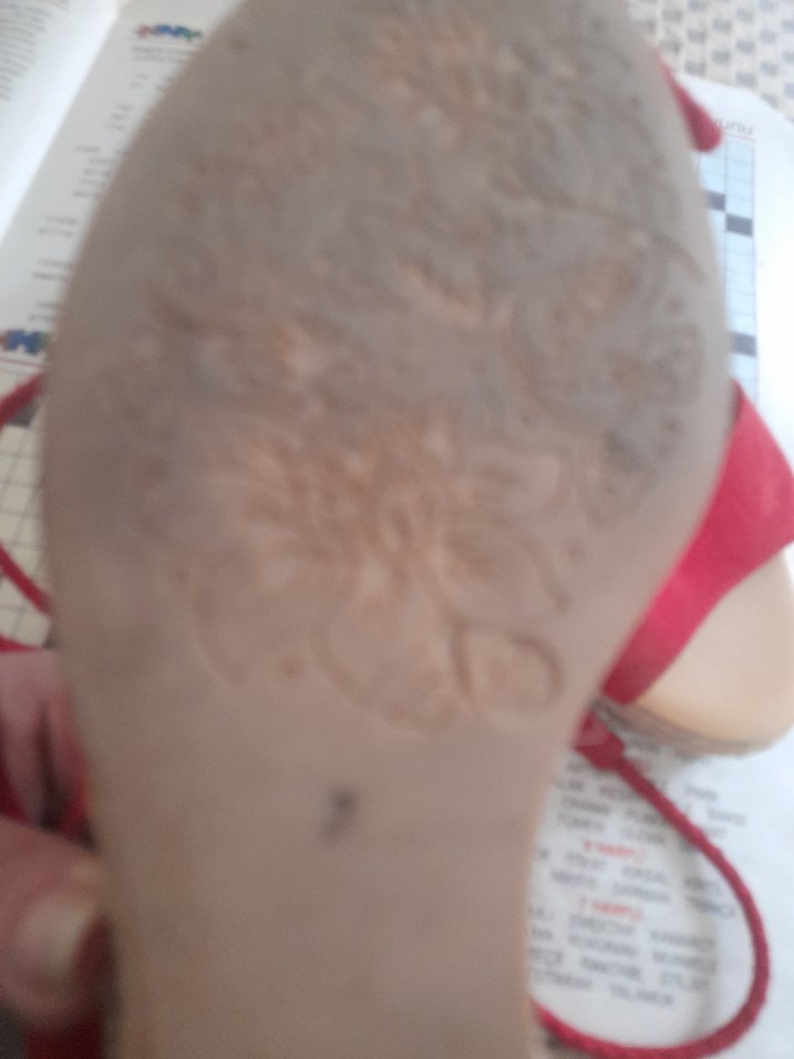 Kırmızı Süet Dolgu Topuklu Kadın Sandalet - Görsel 4