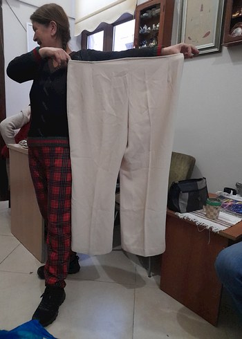 Bej Kadın Pilili Normal Boy Pantolon - Görsel 3