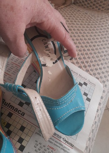 Mavi Tokalı Dolgu Topuk Kadın Sandalet - Görsel 4