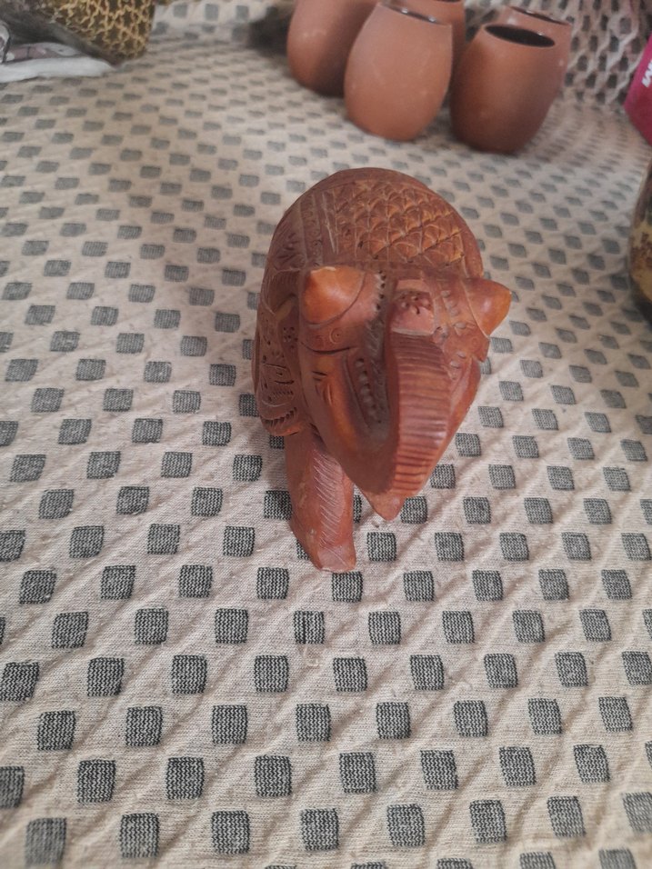 Kahverengi Fil Figürü - Görsel 3