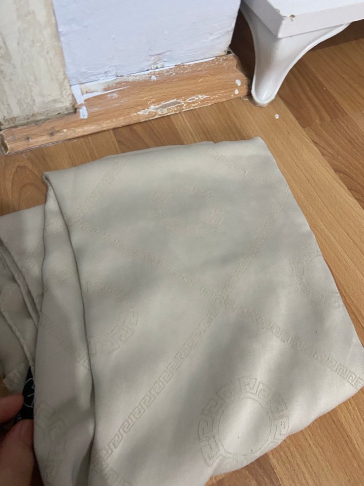 Bej Piliseli Kadın Şal - Görsel 4