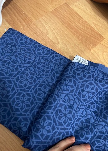 Lacivert Pileli Kadın Şal - Görsel 2