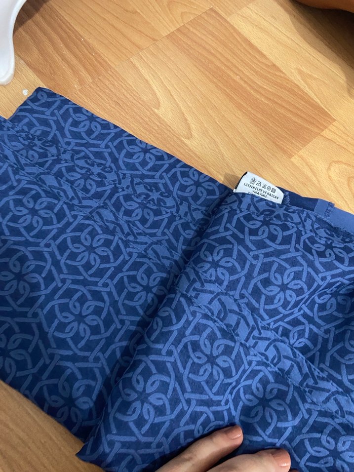 Lacivert Pileli Kadın Şal - Görsel 2