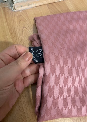 Pembe şal - Görsel 3