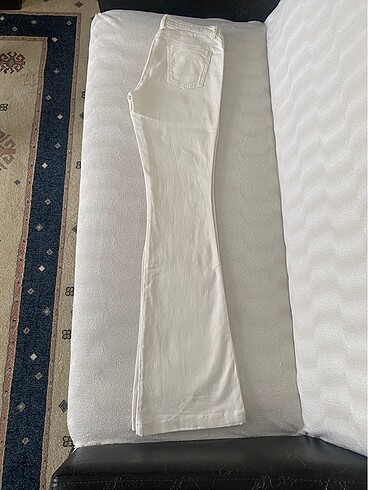 Krık beyaz ispanyol paca pantolon