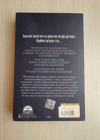  Beden Renk Marcus Sakey - Görkemli Roman
