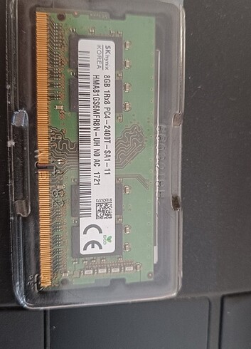 DDR4 8GB RAM 2400 MHZ