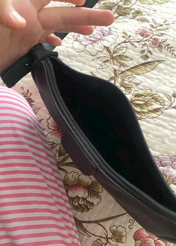 Zincir Detaylı Siyah Deri Kadın Çanta - Görsel 3