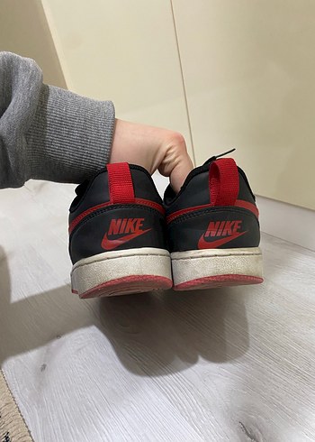 Kırmızı Siyah Kadın nike ayakkabı - Görsel 5